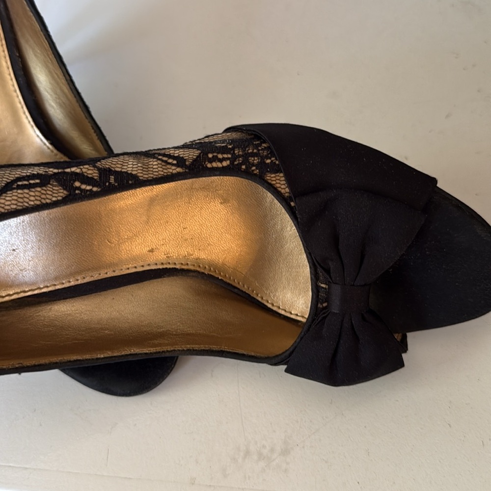 Elegant evening  Black Lace kitten Heels with Bow peep toe pumps - Picture 2 of 5